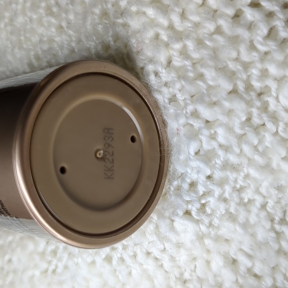 JLo Beauty that star filter complexion booster in Rose Gold, 30ml/1.0fl oz - Picture 6 of 8